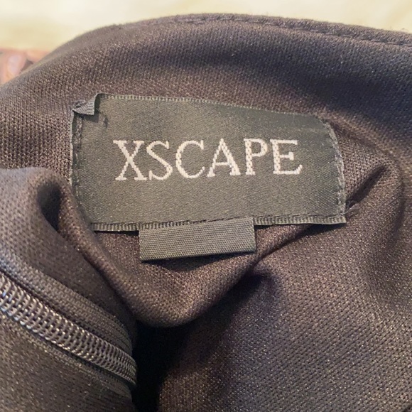 Black Dress - Picture 6 of 6